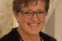 6 Karin Breuer